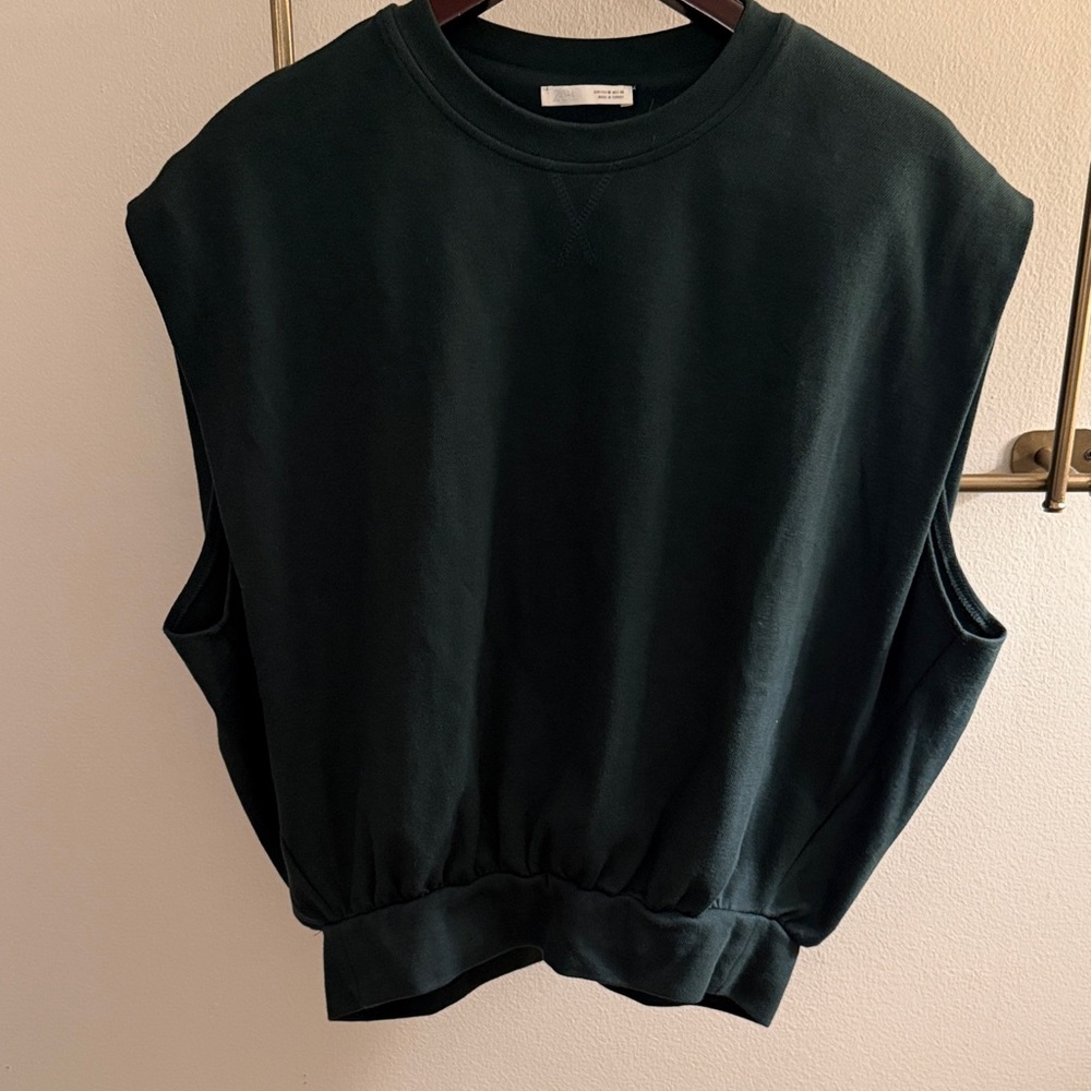🌿 NWOT 🌿 SLEEVELESS SWEATSHIRT 🌿 ZARA 🌿 GREEN 🌿 MED 🌿 - Picture 5 of 14